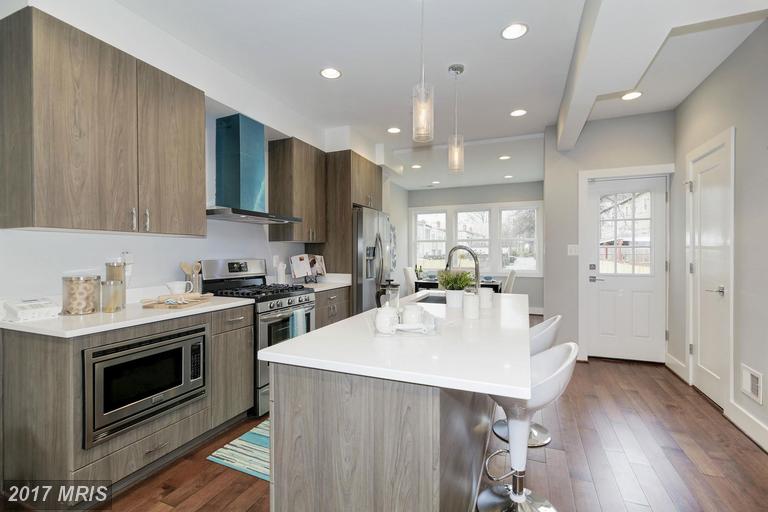 1306 Trinidad Ave NE