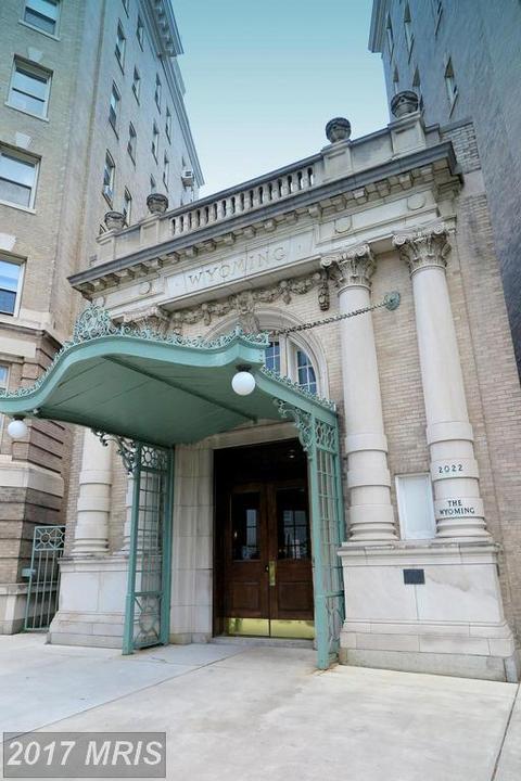 2227 20th St NW #306