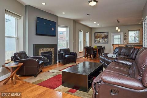 455 Luray Pl NW #1