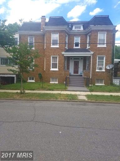 921 Farragut St NW