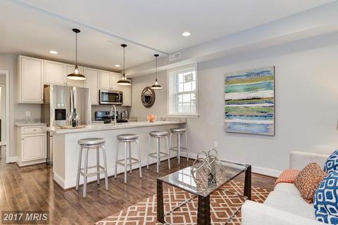 22 Gallatin St NE #D