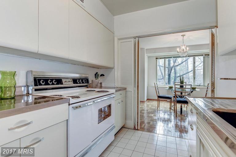3900 Tunlaw Rd NW #403