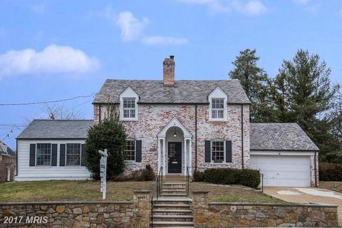 5107 Massachusetts Ave NW