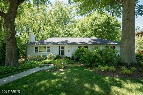 5107 Massachusetts Ave NW