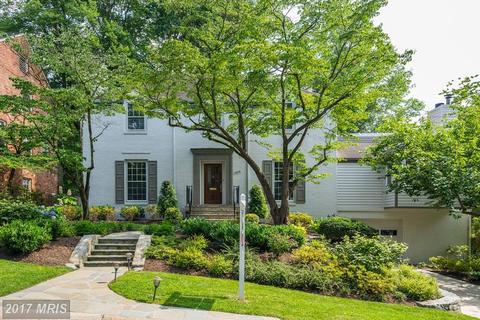 5107 Massachusetts Ave NW