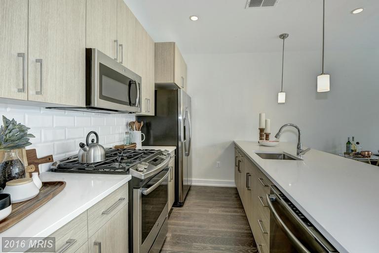 2724 12th St NE #3