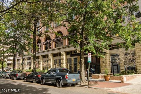 3 Washington Cir NW #102