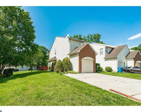 1015 San Remo Ct