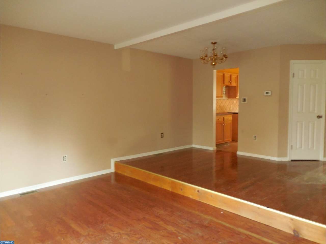 87 Castle Heights Ave