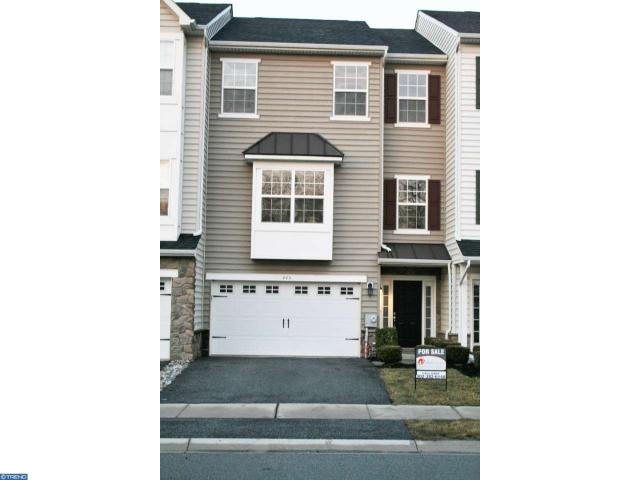 119 E Rutherford Dr