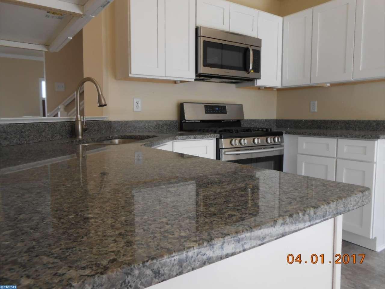 36 Lisa Dr