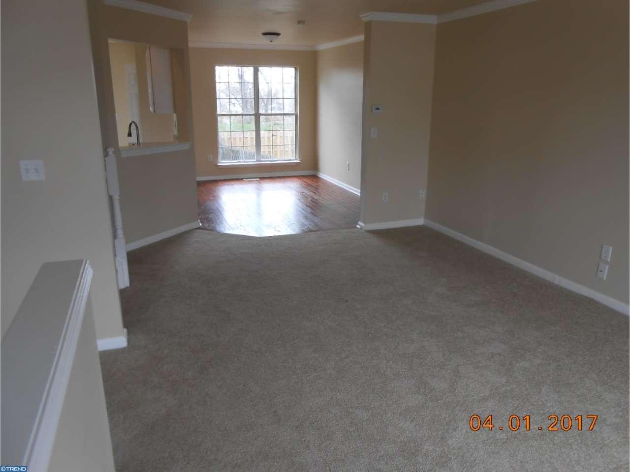 36 Lisa Dr
