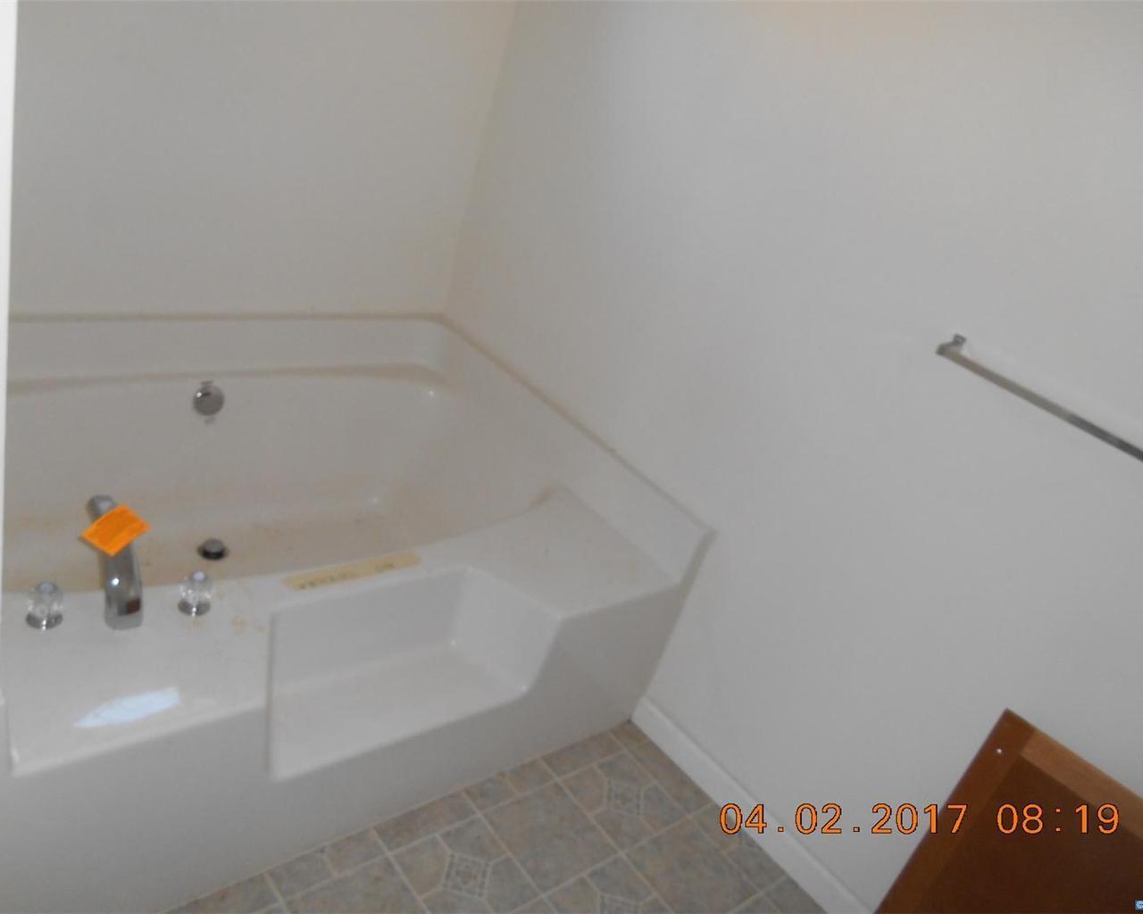20 Ashley Dr
