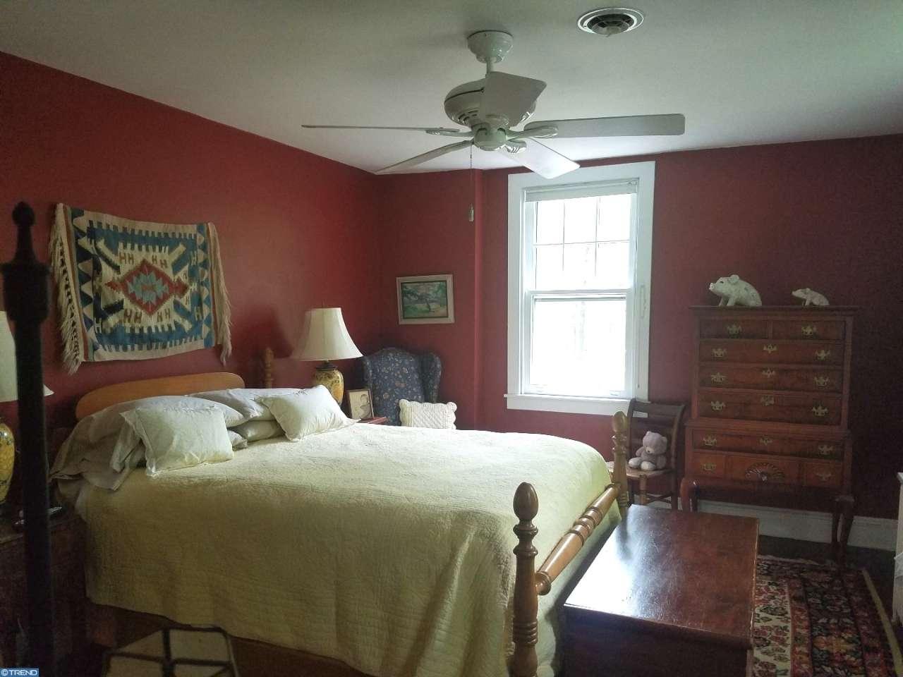 30 Tall Oaks Dr
