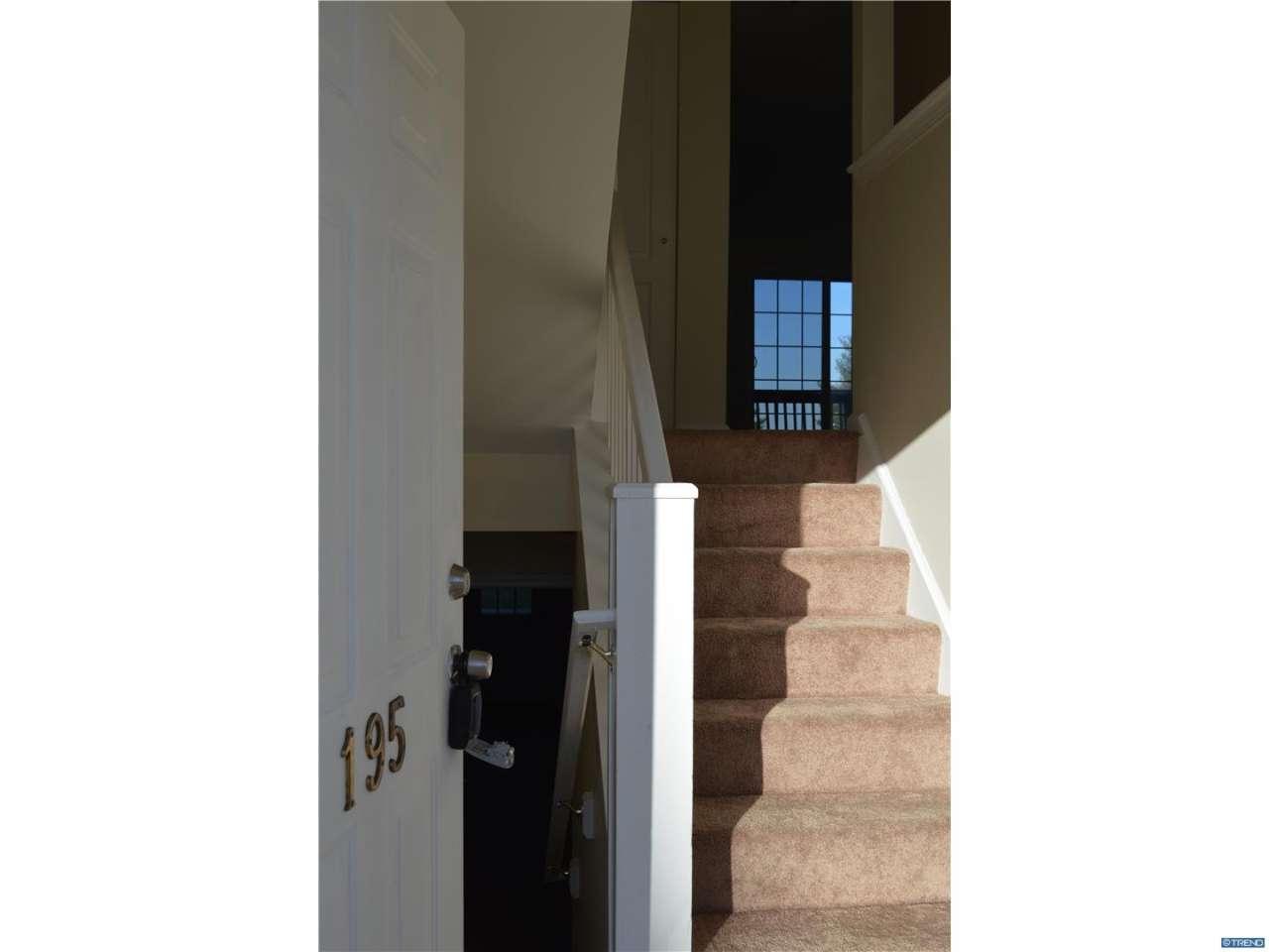 570 Railroad Ave