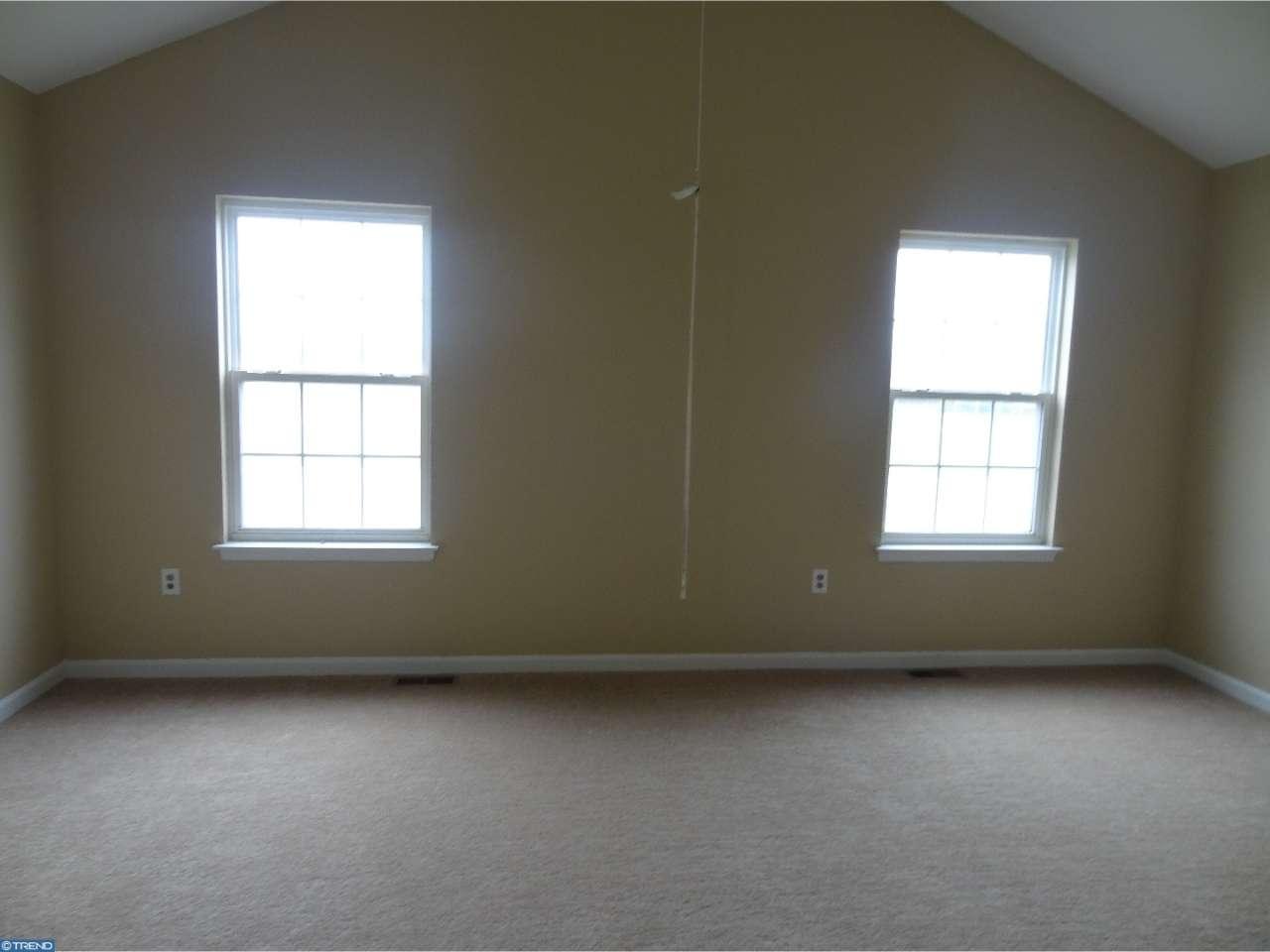 38 W Sarazen Dr