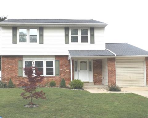 2 Poplar Ave