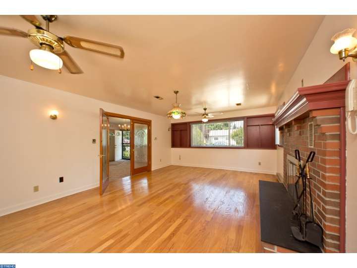 For Sale: 133 Garrett Rd Newark, DE 19713