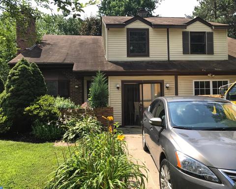 30 Holly Dr