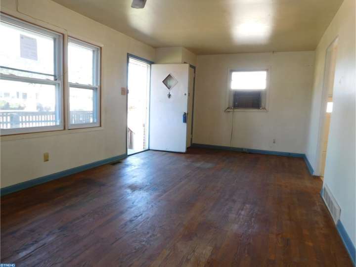 23 E Balbach Ave