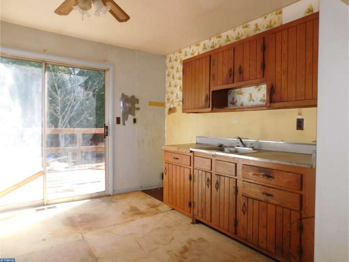 23 E Balbach Ave