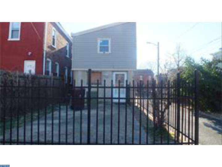 619 W 8th St