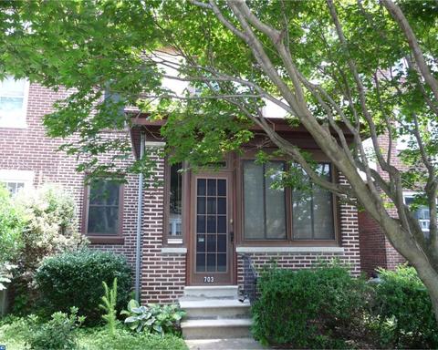 607 W 27th St