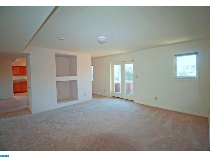 7403 Pleasant Ct