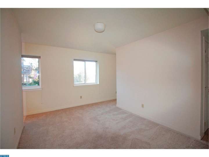 7403 Pleasant Ct