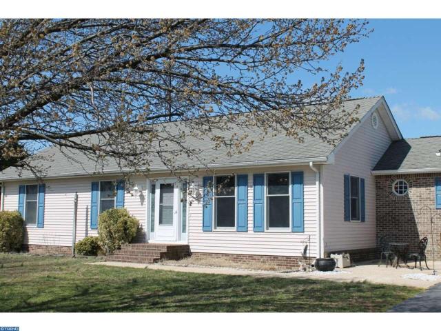 22 E Green Ln