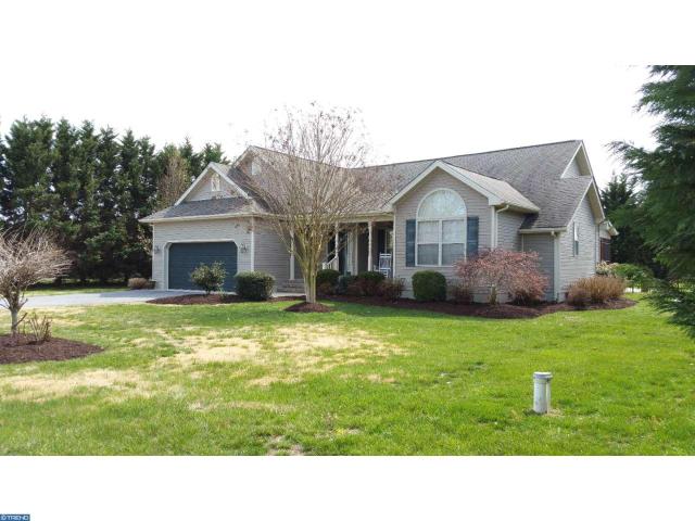 22 E Green Ln