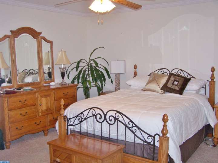 131 Meadow Dr