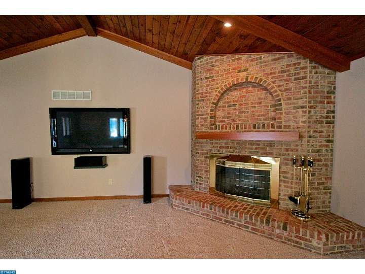 344 Audrey Ln