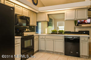 For Sale: 2360 Cruz Ct Middleburg, FL 32068