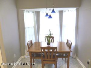 2915 Waters View Cir