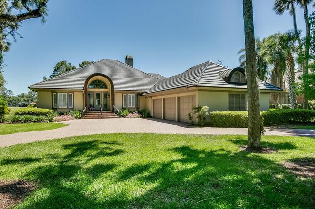 121 Muirfield Dr