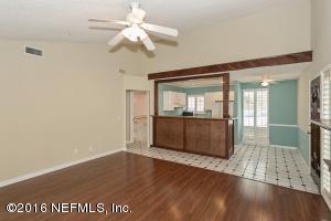 202 Vista Lagoon Ct #B-1