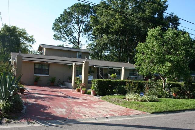 3216 Montcalm Dr