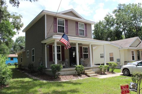 527 Estes Rd