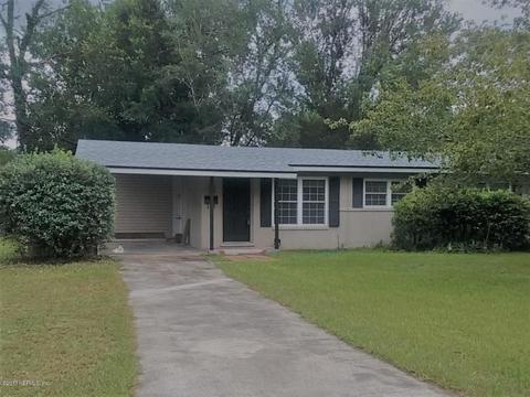 1913 Delaroche Dr W