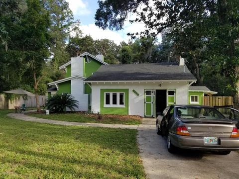 7135 Eaton Ave