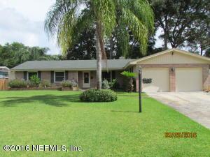 969 Carlotta Rd W
