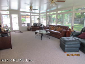 969 Carlotta Rd W