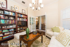 4058 Mizner Cir S