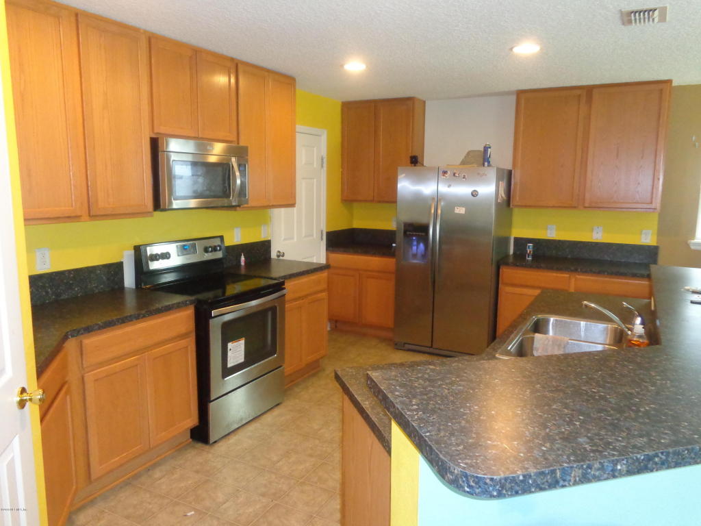 12034 Alexandra Dr