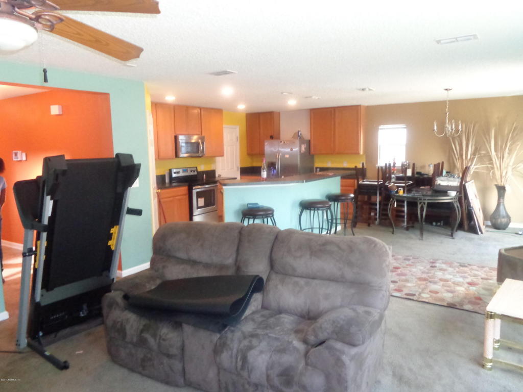 12034 Alexandra Dr
