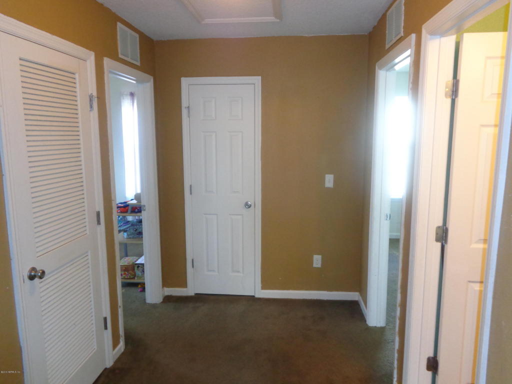12034 Alexandra Dr
