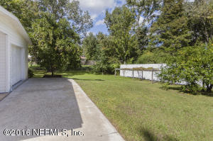 11450 Inez Dr