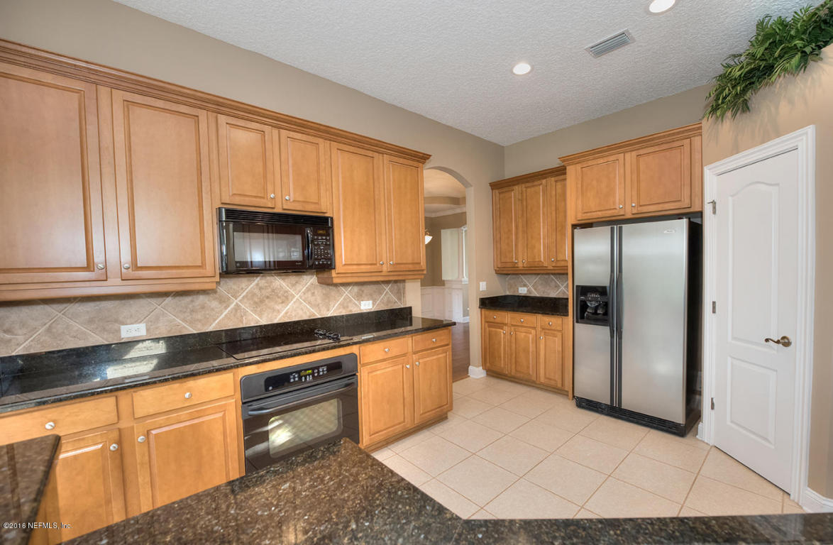 13050 Highland Glen Way S