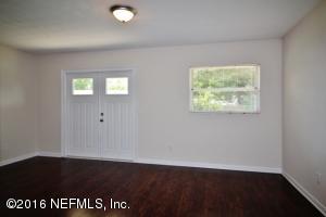 5833 Jaguar Dr W